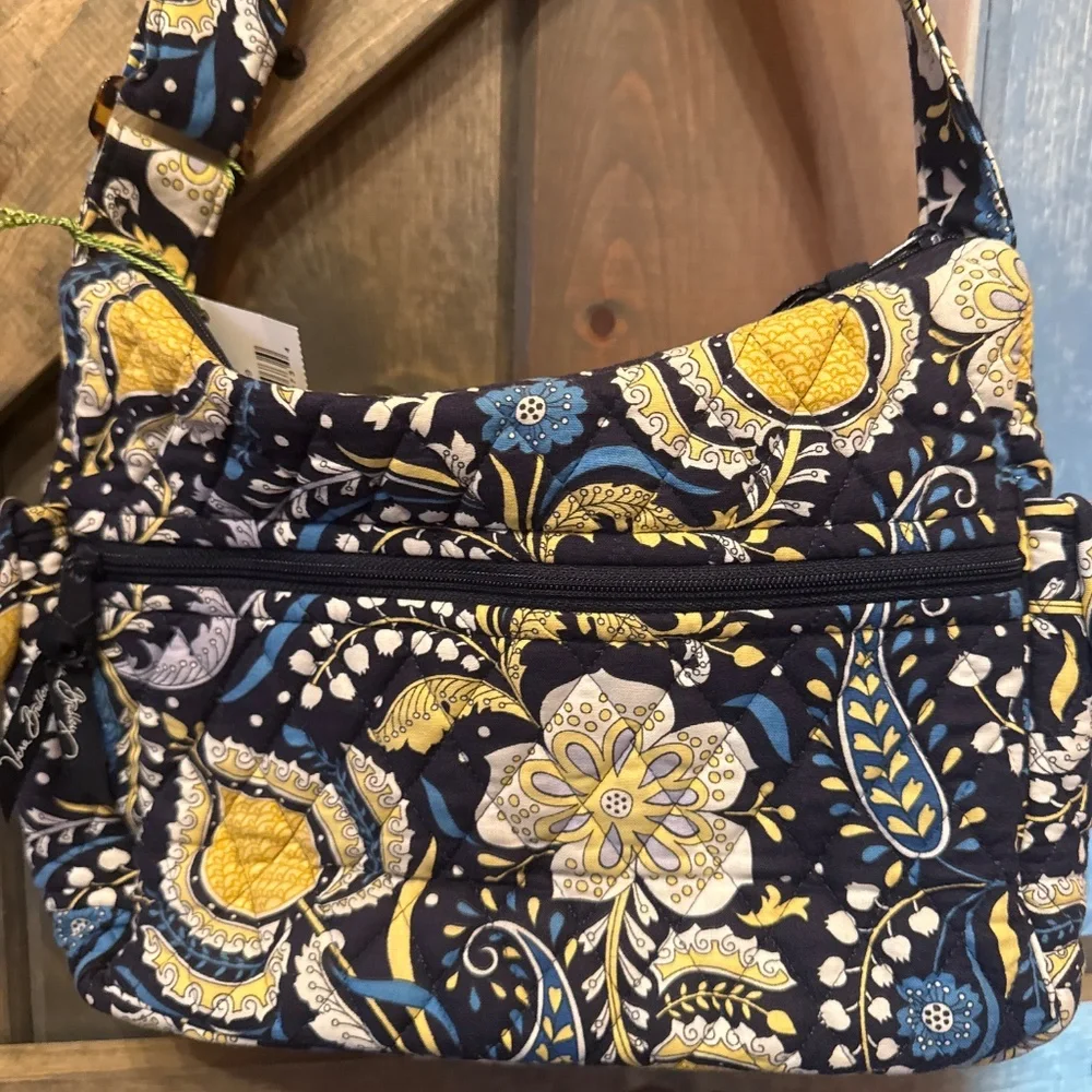 Vera Bradley on the go Ellie - Picture 3 of 6